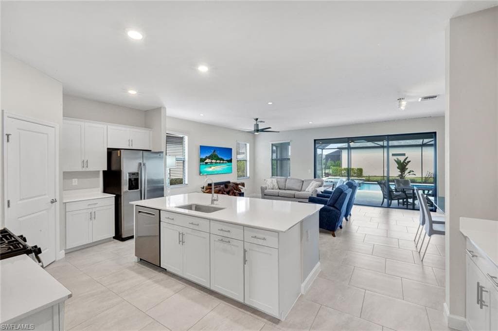 18298 Ridgeline DR-17