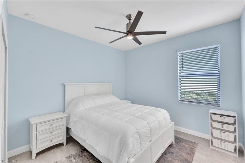 18298 Ridgeline DR-22