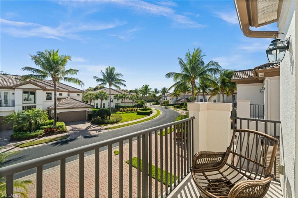 8069 Players Cove DR 202-3