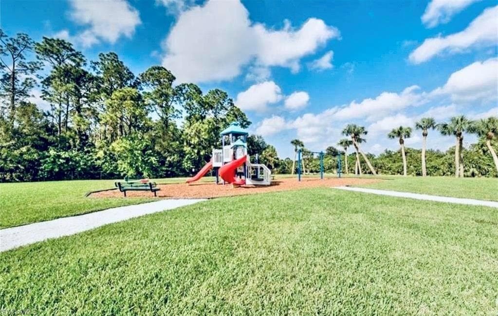 278 Shadow Lakes DR-29