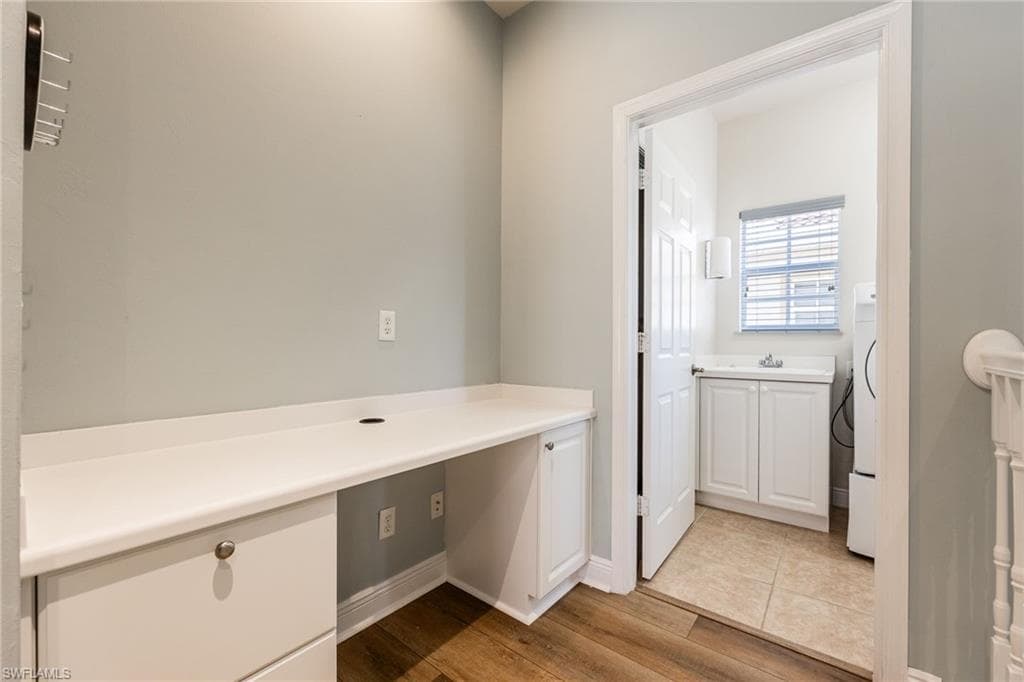 5550 Berkshire DR 202-26