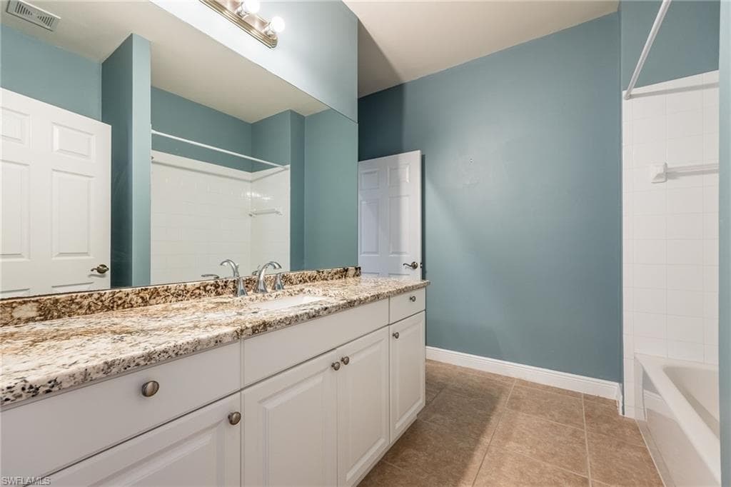 5550 Berkshire DR 202-22