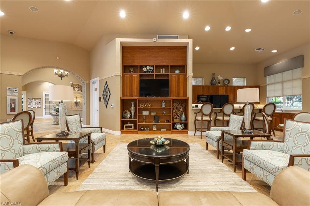 5550 Berkshire DR 202-30