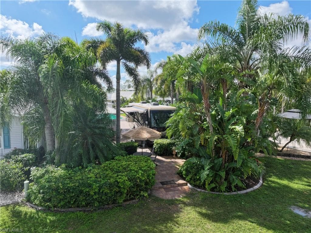 5958 Brightwood DR-5