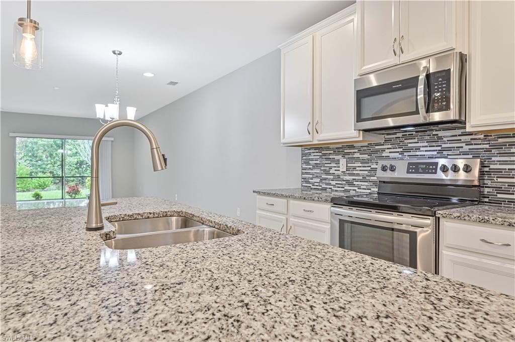 4390 Dutchess Park RD-6