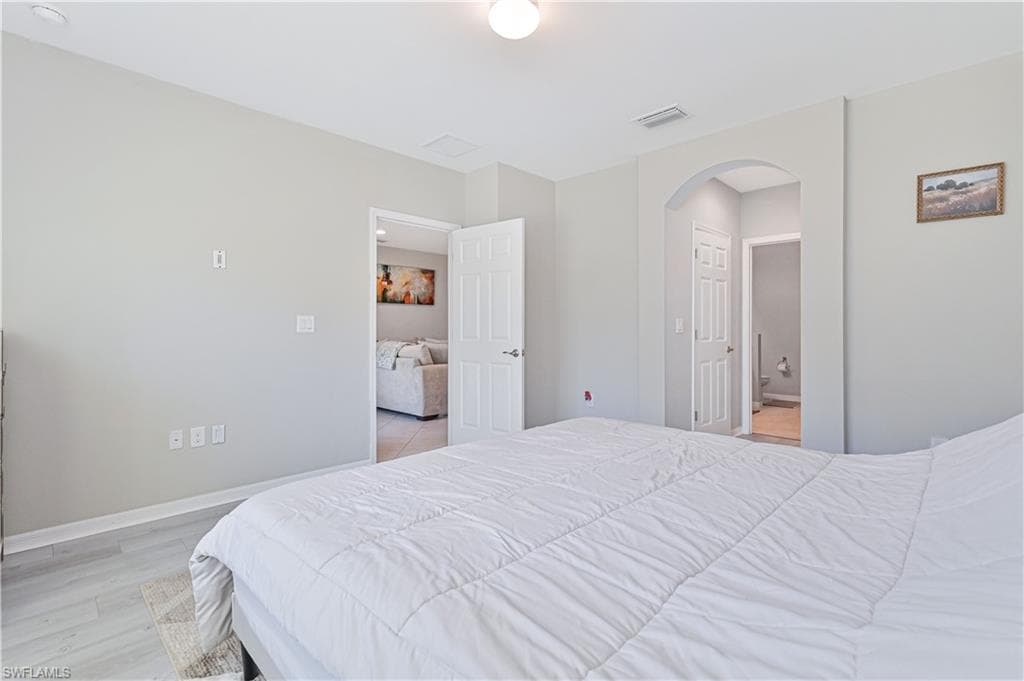 4390 Dutchess Park RD-12