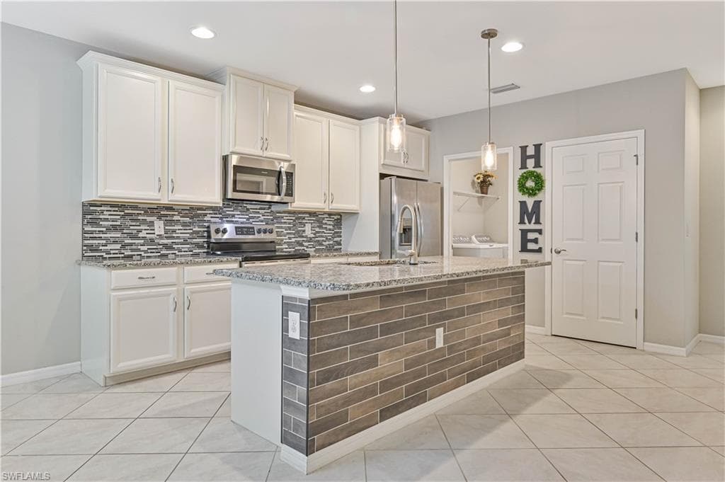 4390 Dutchess Park RD-3
