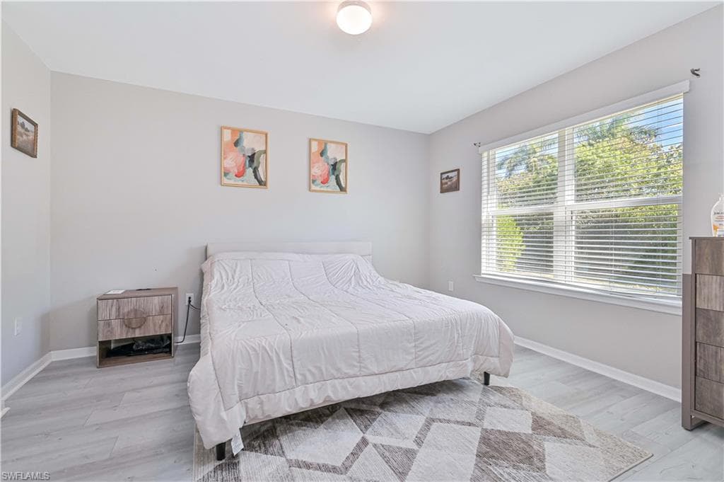 4390 Dutchess Park RD-11