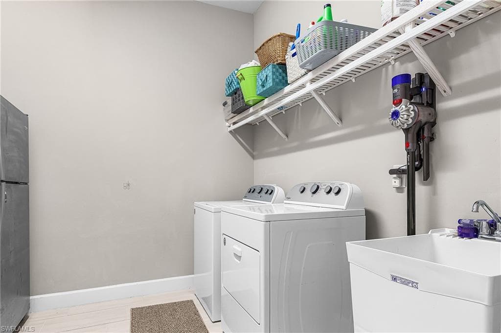 17526 Elkgrove LN-27