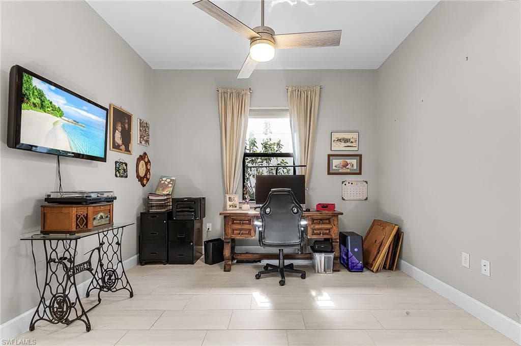17526 Elkgrove LN-16