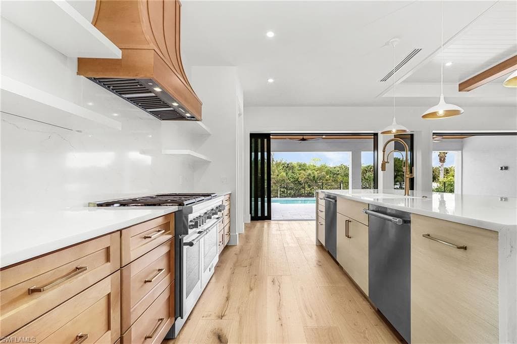 2393 Longboat DR-13
