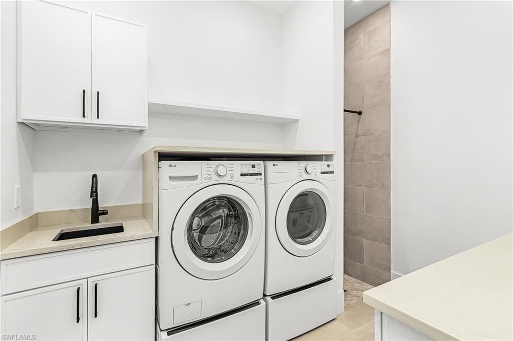 2393 Longboat DR-32