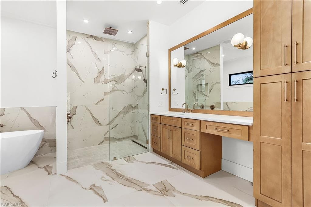2393 Longboat DR-20