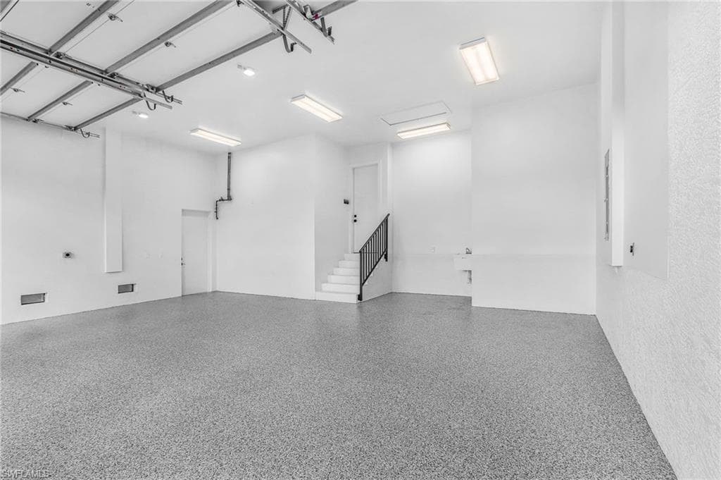 2393 Longboat DR-45