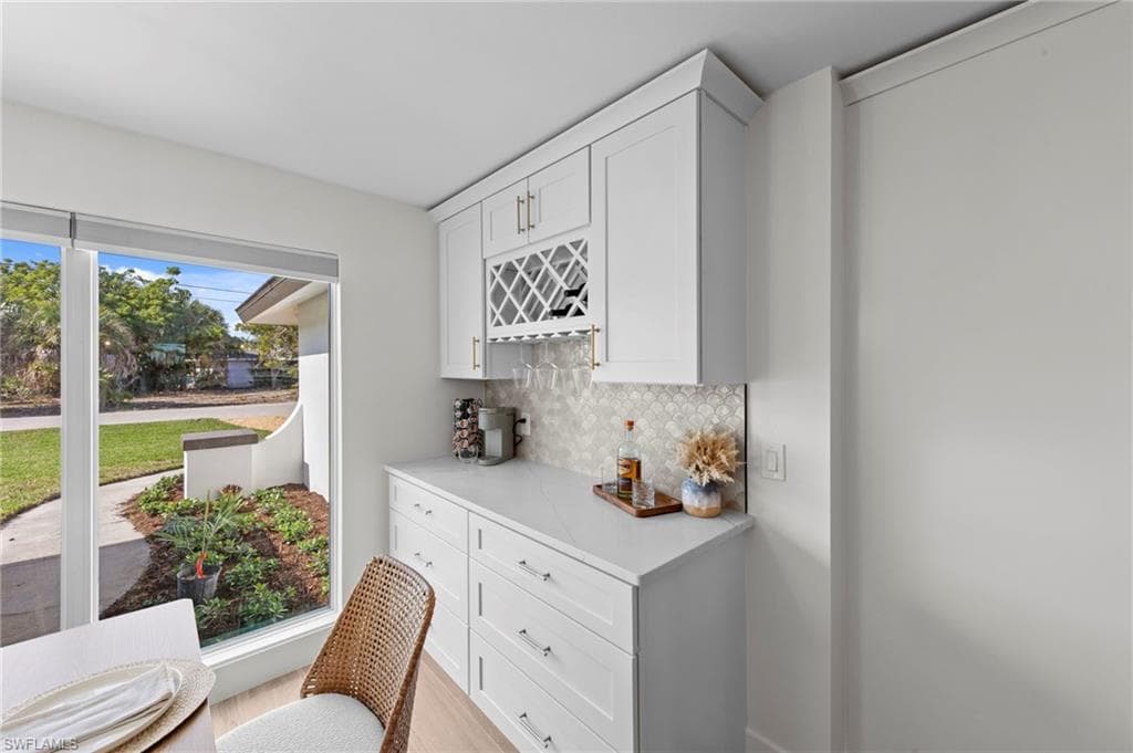 548 Boulder DR-16