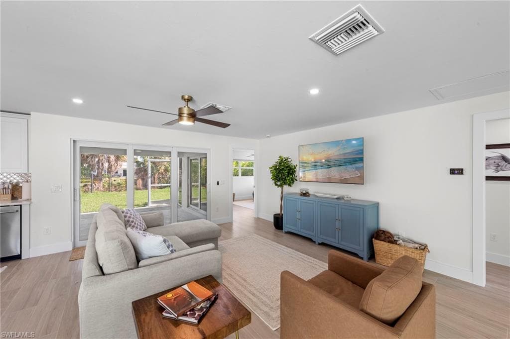 548 Boulder DR-11