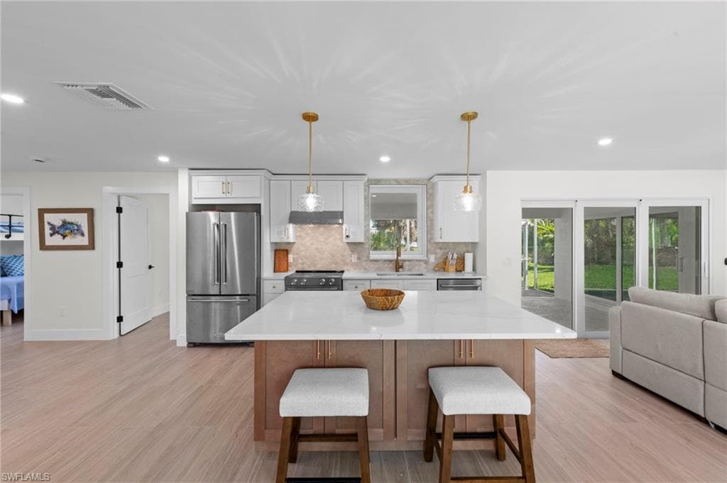 548 Boulder DR-21