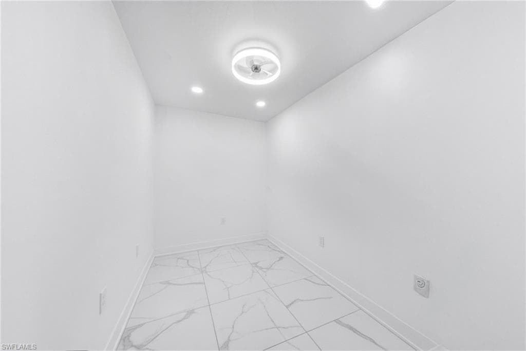 5050 32nd AVE SW-11