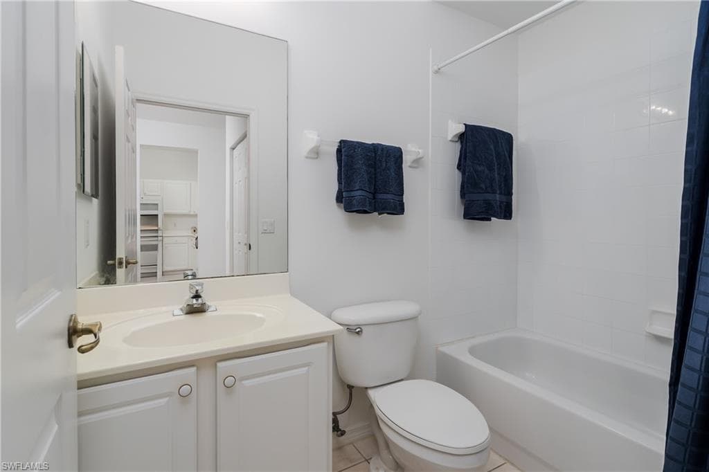 3972 Bishopwood CT E 2-203-19