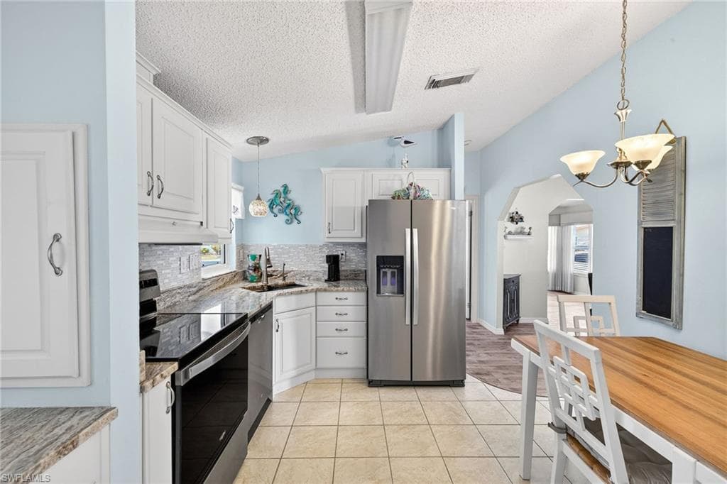 10390 Wales LOOP-6