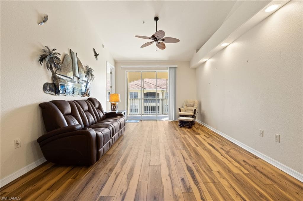 1105 Van Loon Commons CIR 304-15