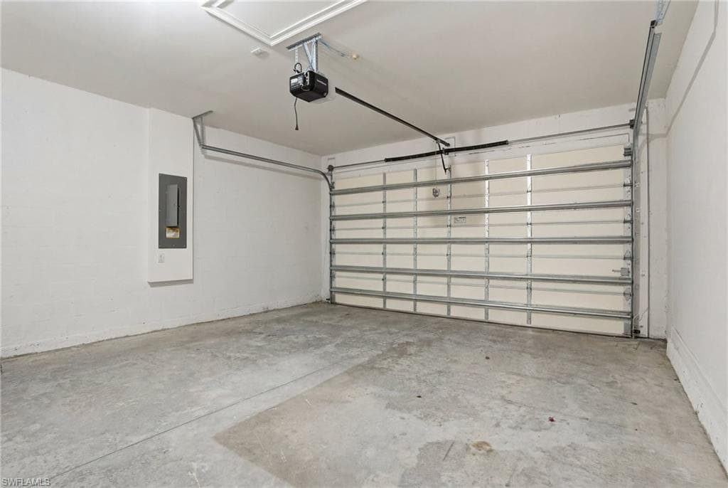 1193 Enbrook LOOP-28