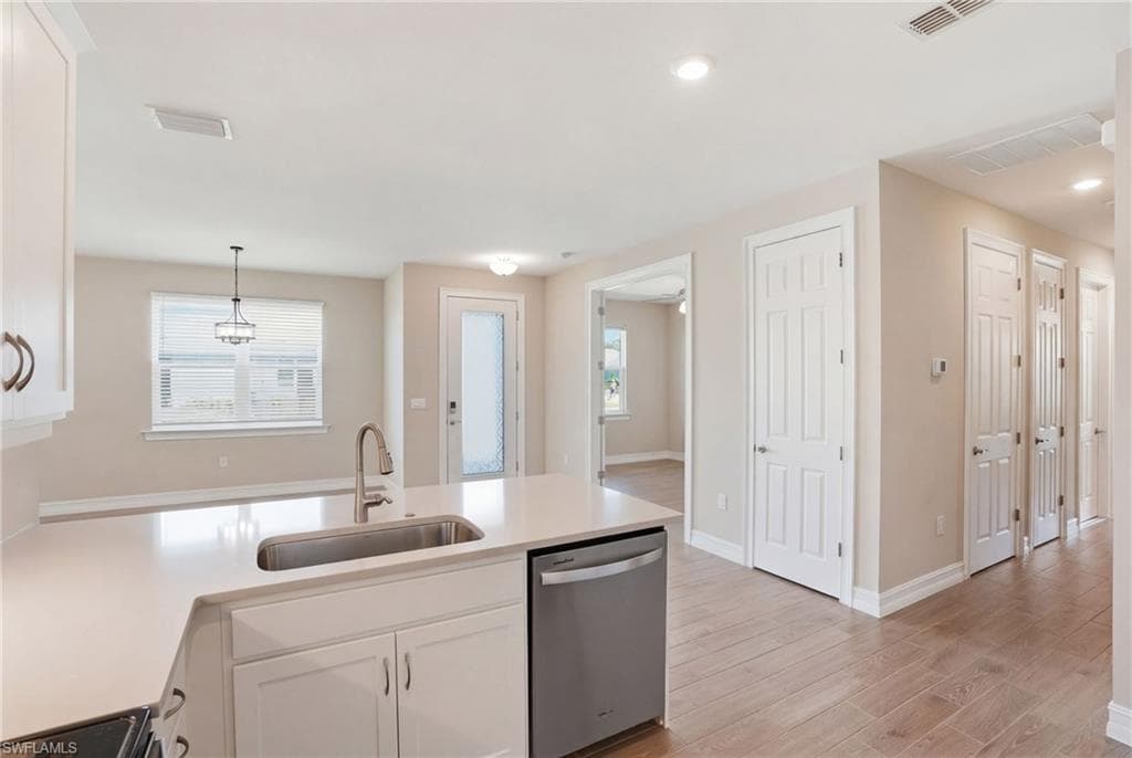1193 Enbrook LOOP-14