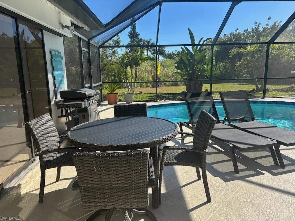 28380 Winthrop CIR-24