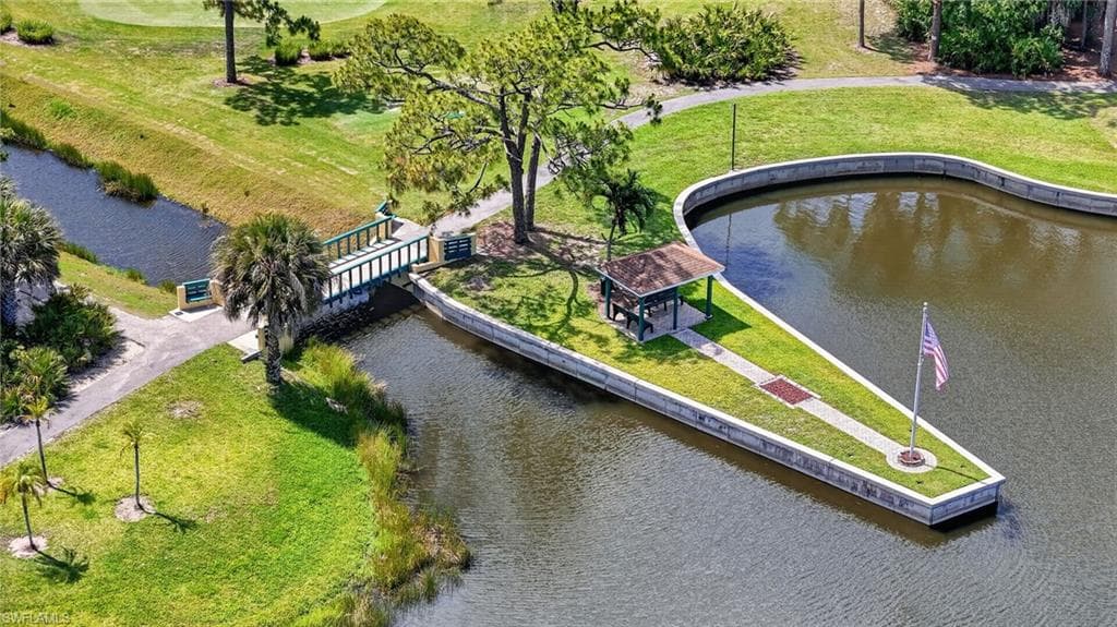 22656 Fountain Lakes BLVD-3