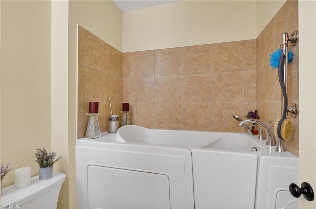22656 Fountain Lakes BLVD-40