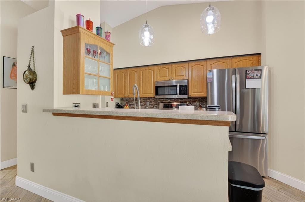 22656 Fountain Lakes BLVD-21