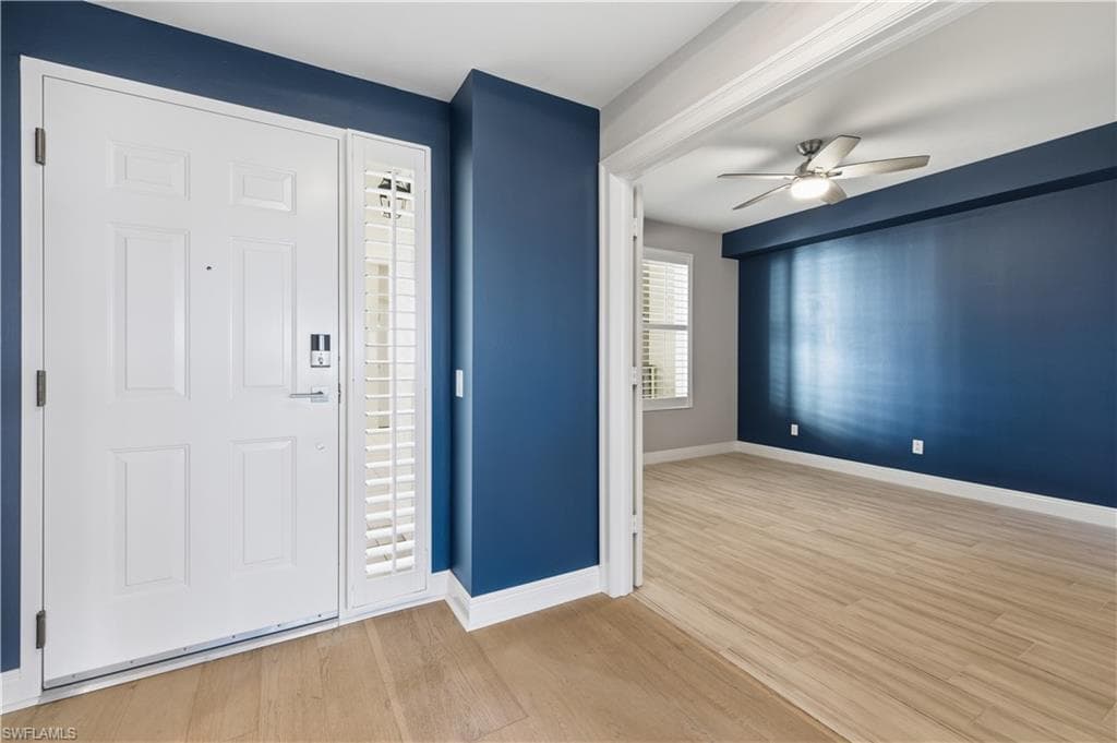 425 Cove Tower Dr 703-5
