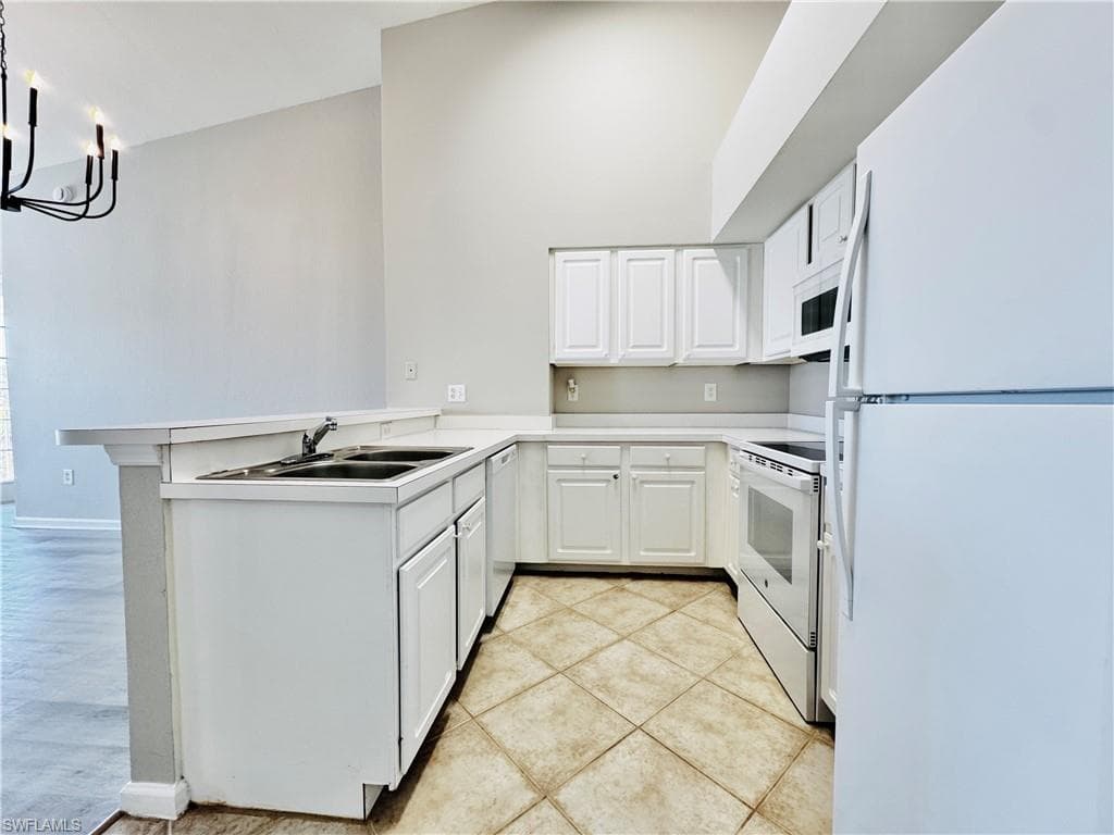 4109 Residence DR 520-13