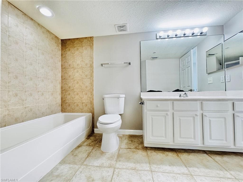 4109 Residence DR 520-32