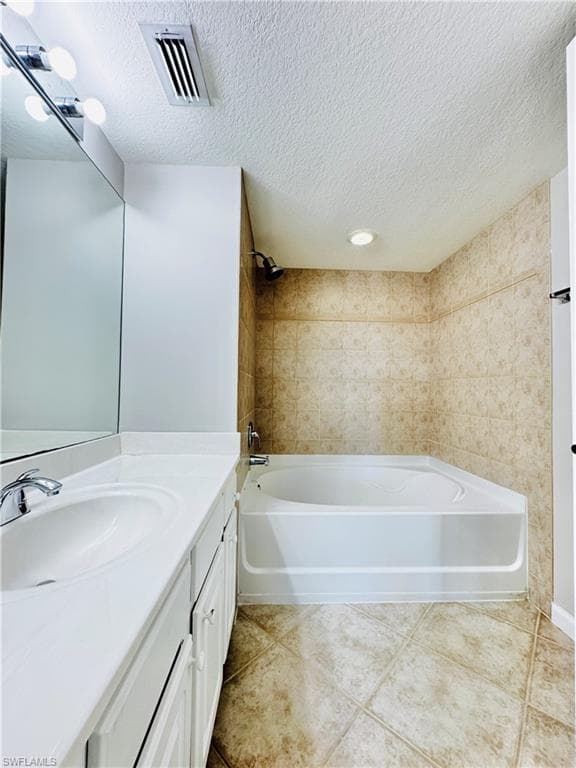 4109 Residence DR 520-24
