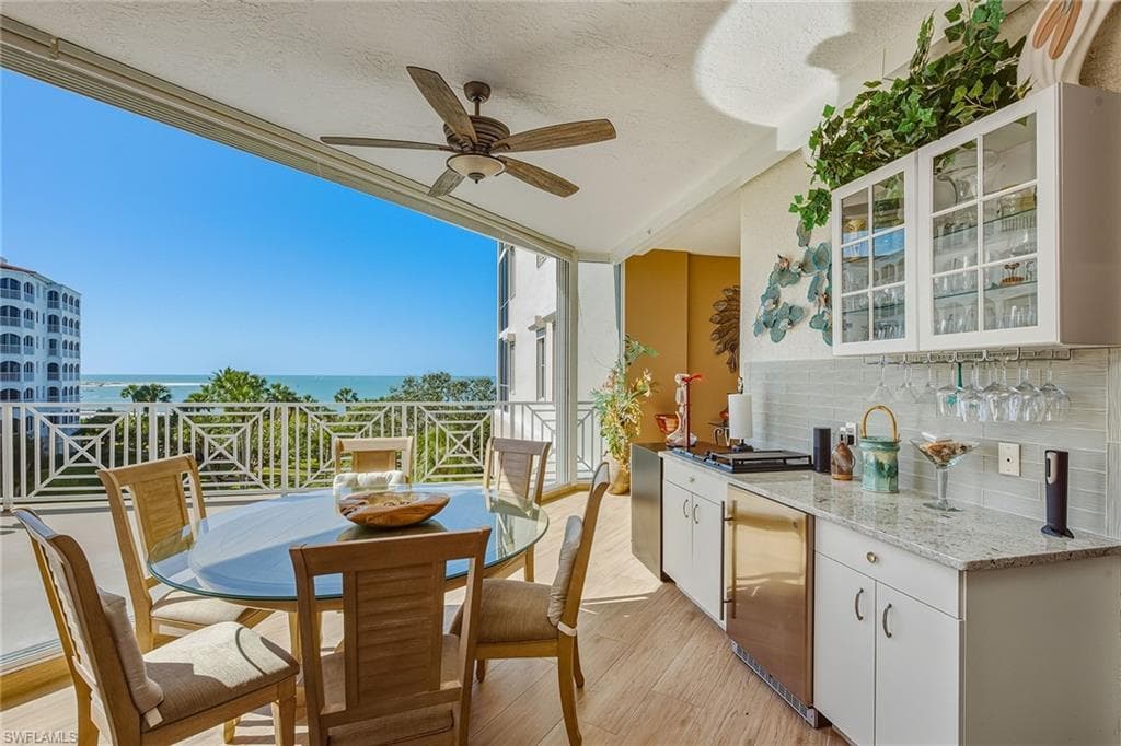 4000 Royal Marco WAY 324-2