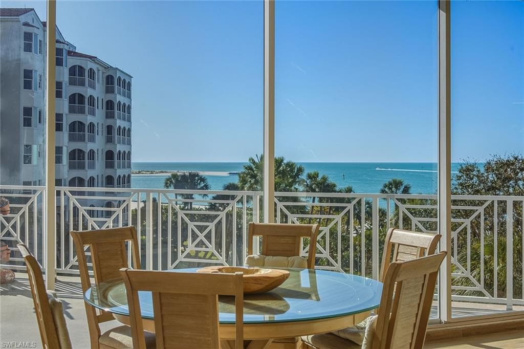 4000 Royal Marco WAY 324-16
