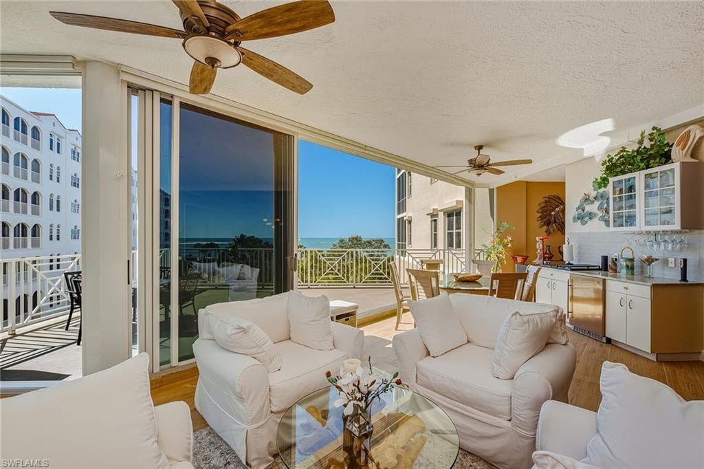 4000 Royal Marco WAY 324-3