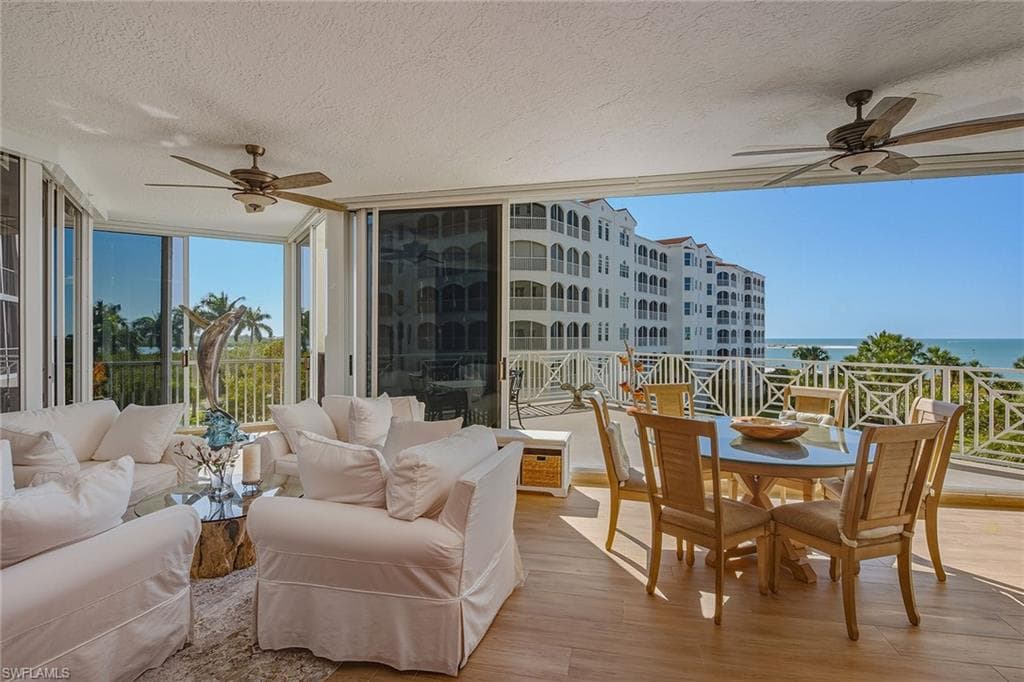 4000 Royal Marco WAY 324-1