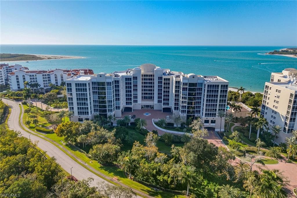4000 Royal Marco WAY 324-24