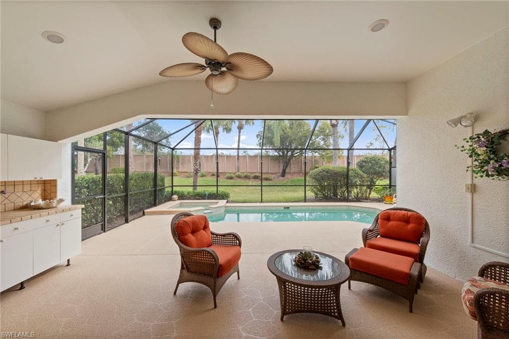 10035 Colonial Country Club BLVD-27