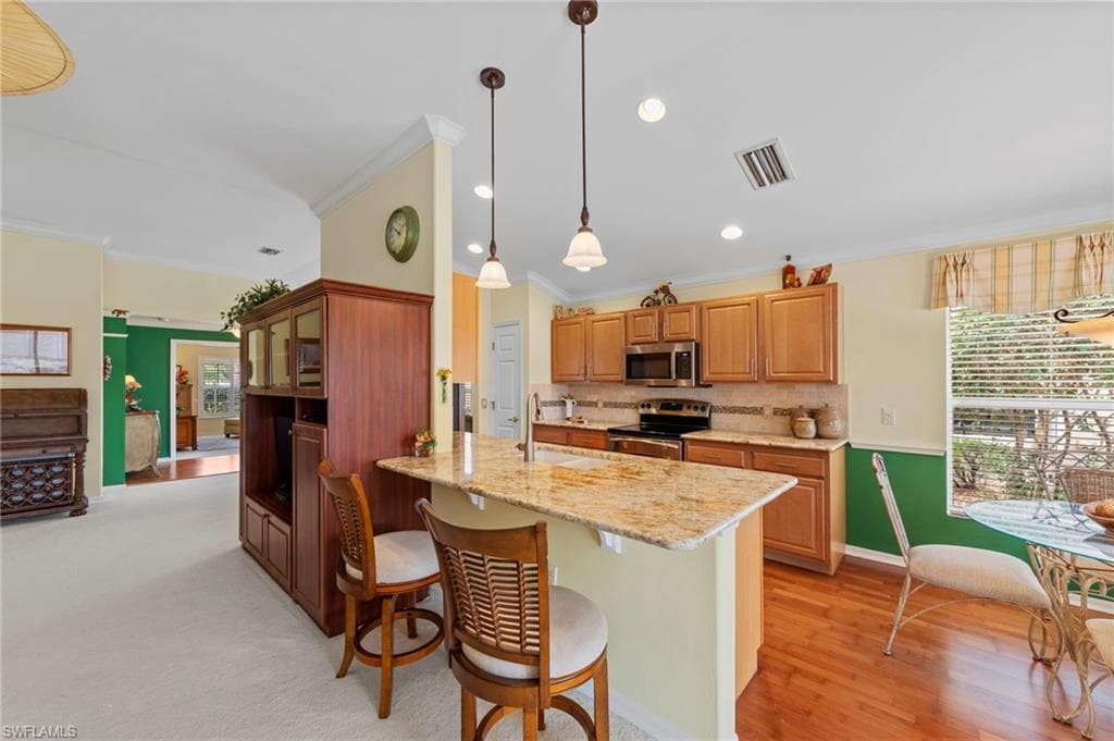 10035 Colonial Country Club BLVD-26