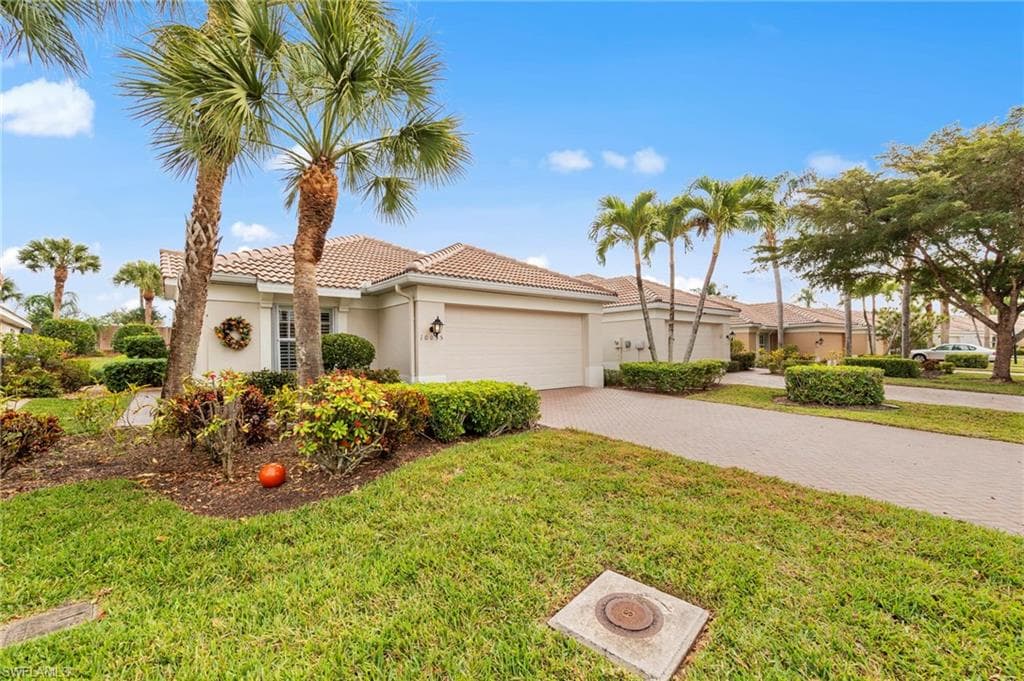 10035 Colonial Country Club BLVD-3