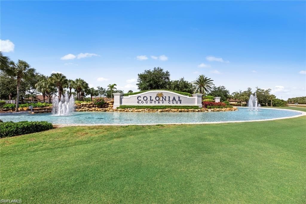 10035 Colonial Country Club BLVD-41