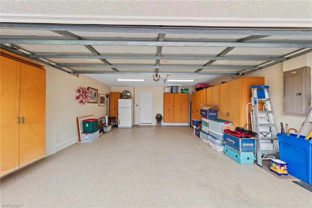 10035 Colonial Country Club BLVD-39