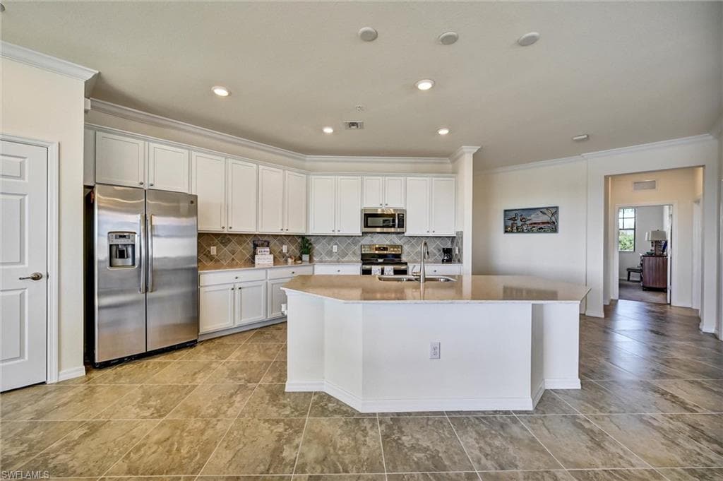 11777 Grand Belvedere WAY 201-6