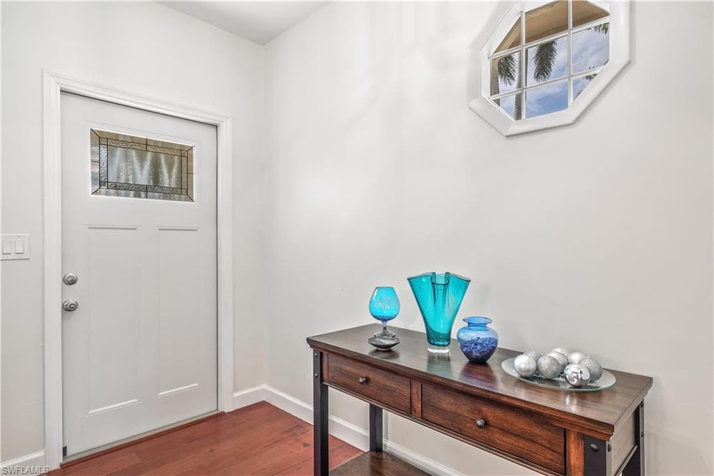 3209 W Riverside DR-6