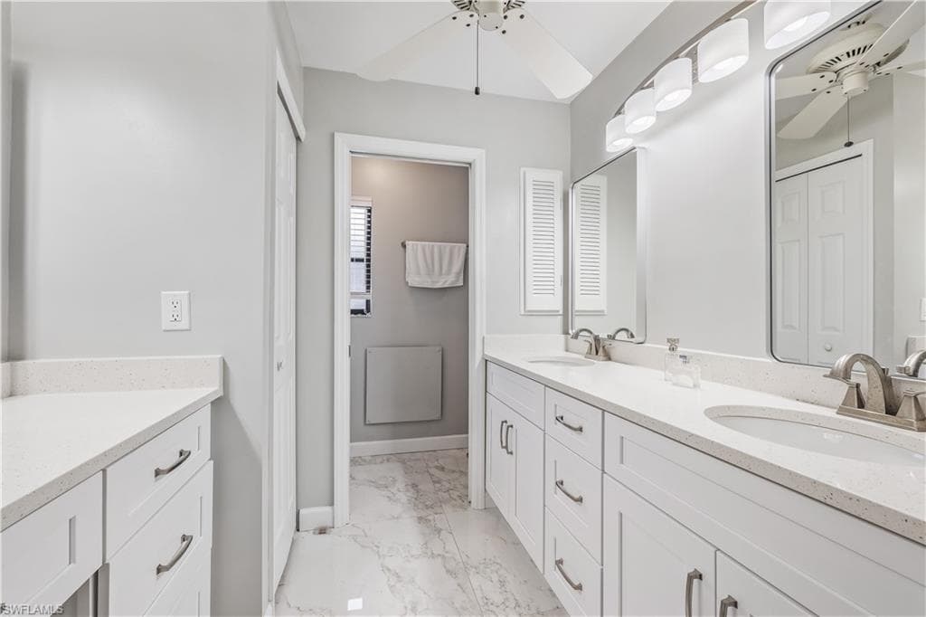 3209 W Riverside DR-18