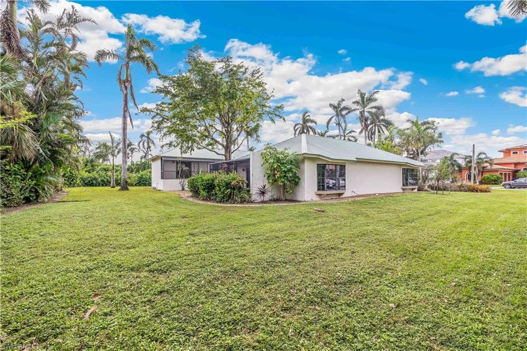 3209 W Riverside DR-31