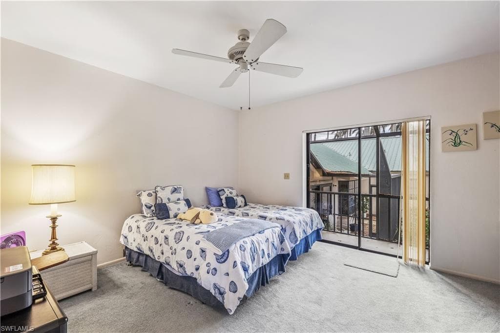 3209 W Riverside DR-25
